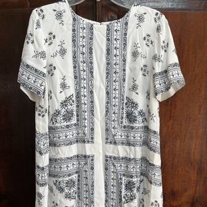 Ann Taylor LOFT Size S White Mixed Patterned Dress